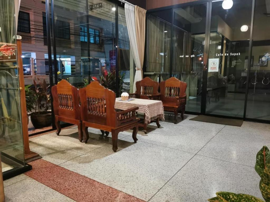 Supak Hotel Kalaszin Kültér fotó