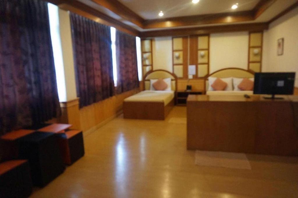 Supak Hotel Kalaszin Kültér fotó